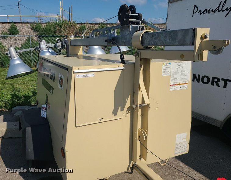 image for item MG9550 2004 Ingersoll Rand L8  light plant