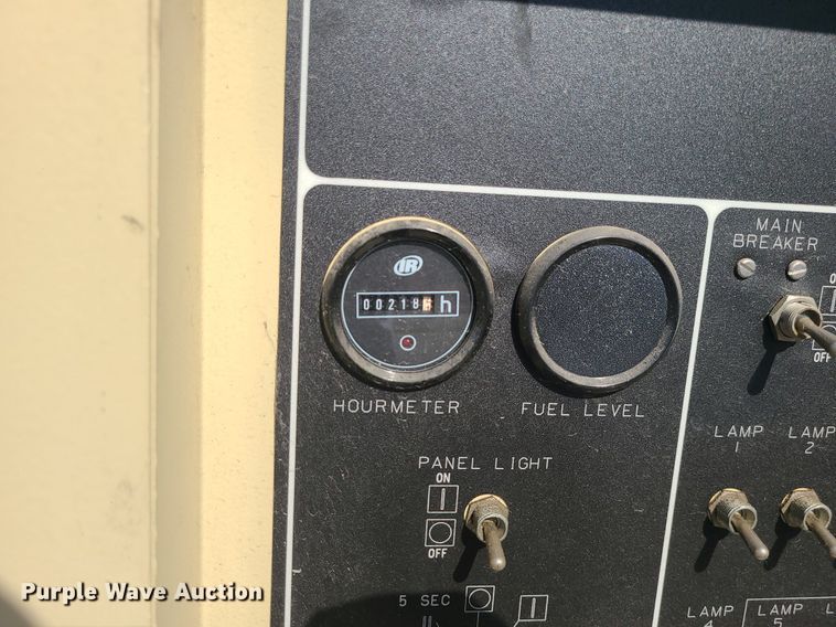 image for item MG9550 2004 Ingersoll Rand L8  light plant