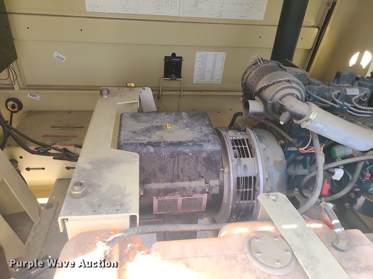 image for item MG9550 2004 Ingersoll Rand L8  light plant