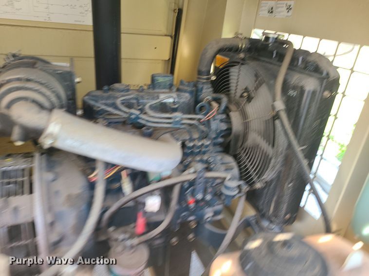 image for item MG9550 2004 Ingersoll Rand L8  light plant