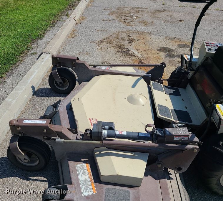 image for item MG9552 Grasshopper 928D  ZTR lawn mower