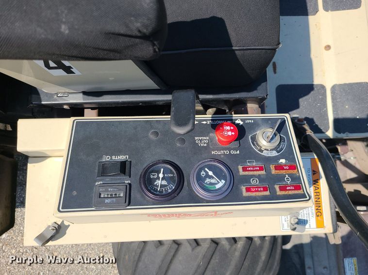 image for item MG9552 Grasshopper 928D  ZTR lawn mower