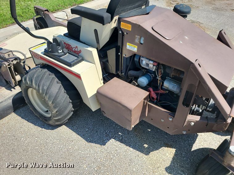 image for item MG9552 Grasshopper 928D  ZTR lawn mower