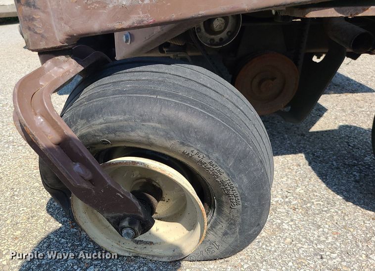 image for item MG9552 Grasshopper 928D  ZTR lawn mower