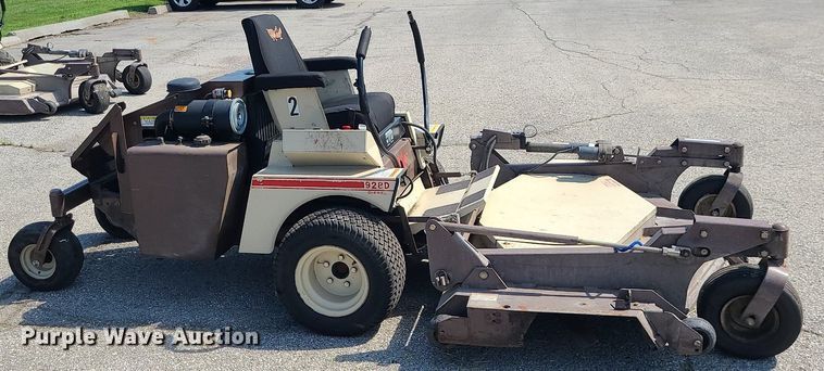 image for item MG9553 Grasshopper 928D  ZTR lawn mower