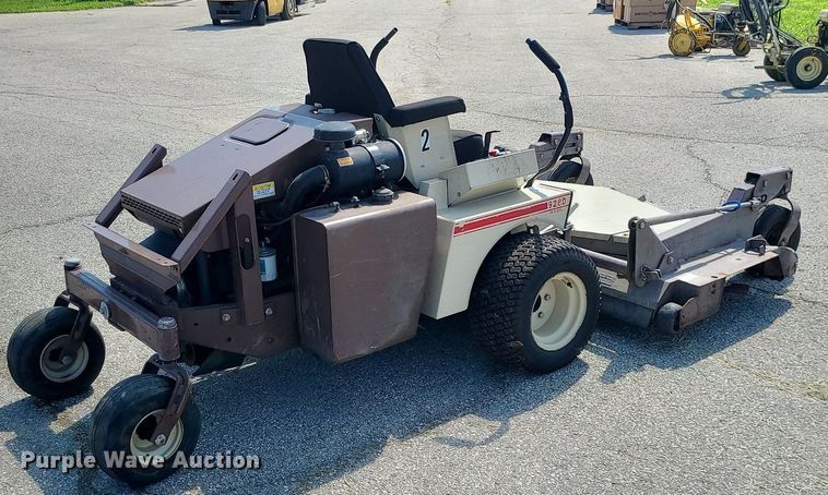 image for item MG9553 Grasshopper 928D  ZTR lawn mower