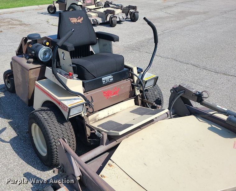 image for item MG9553 Grasshopper 928D  ZTR lawn mower