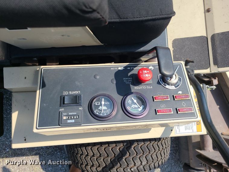 image for item MG9553 Grasshopper 928D  ZTR lawn mower