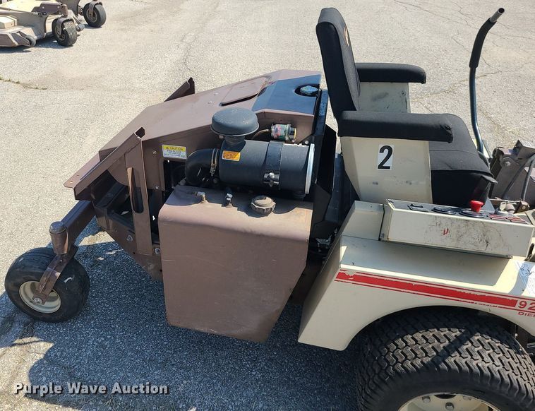 image for item MG9553 Grasshopper 928D  ZTR lawn mower