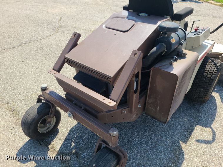 image for item MG9553 Grasshopper 928D  ZTR lawn mower