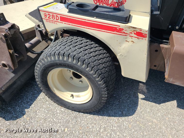 image for item MG9553 Grasshopper 928D  ZTR lawn mower