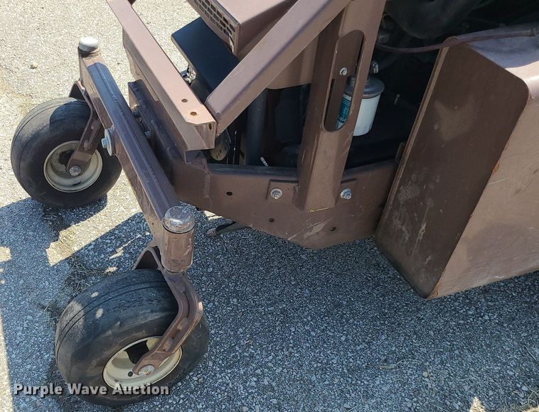 image for item MG9553 Grasshopper 928D  ZTR lawn mower