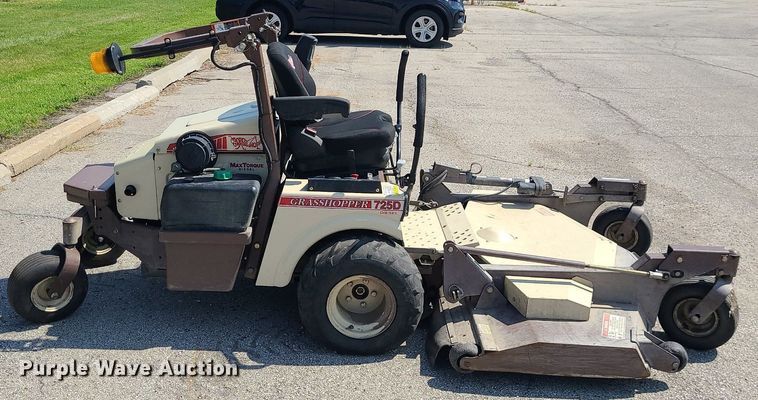 image for item MG9554 Grasshopper 725DT6  ZTR lawn mower