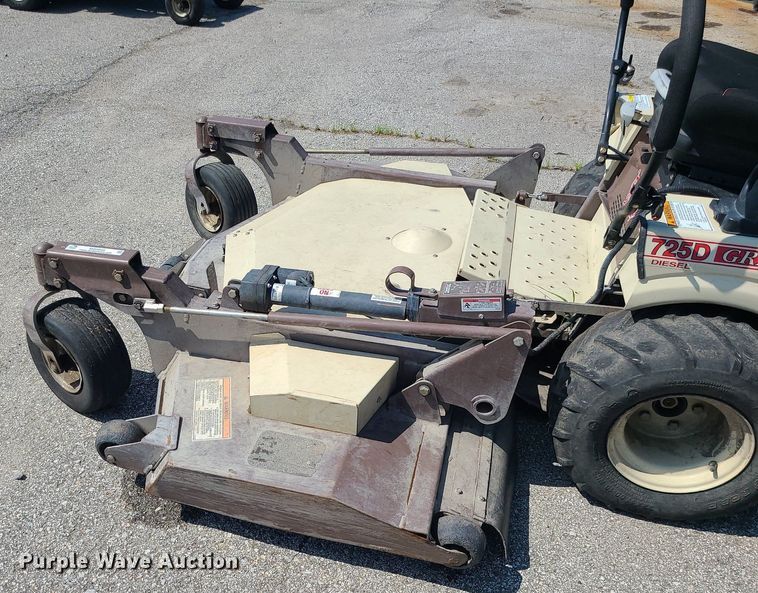 image for item MG9554 Grasshopper 725DT6  ZTR lawn mower