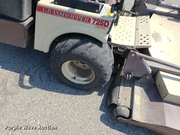 image for item MG9554 Grasshopper 725DT6  ZTR lawn mower