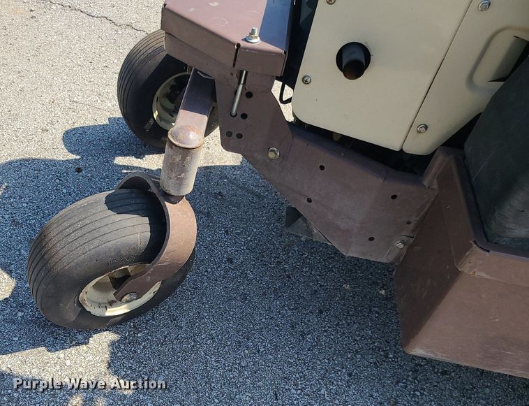 image for item MG9554 Grasshopper 725DT6  ZTR lawn mower