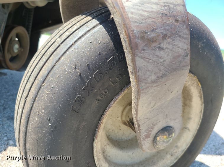 image for item MG9554 Grasshopper 725DT6  ZTR lawn mower