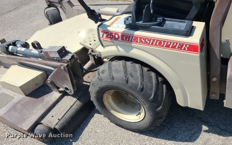image for item MG9554 Grasshopper 725DT6  ZTR lawn mower