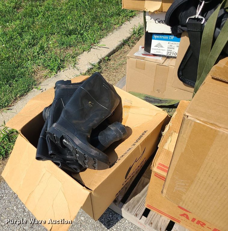 image for item MG9557 Police equipment