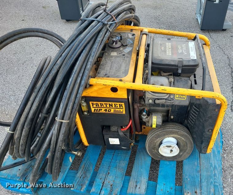 image for item MG9565 Partner HP40 Mark II  hydraulic power unit