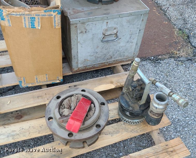 image for item MG9567 Tools