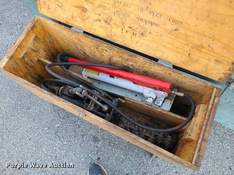 image for item MG9567 Tools