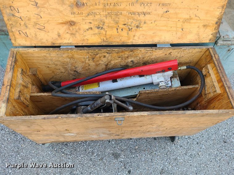 image for item MG9567 Tools