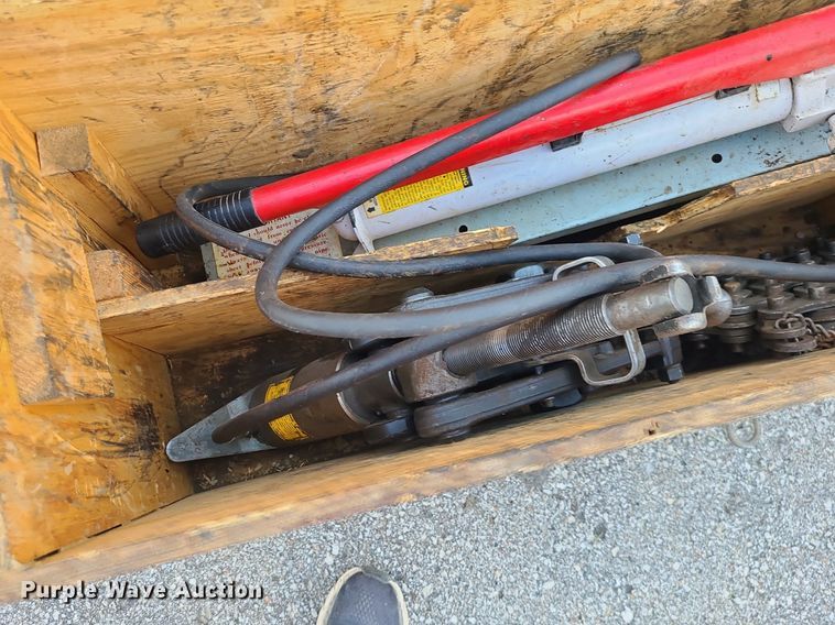 image for item MG9567 Tools