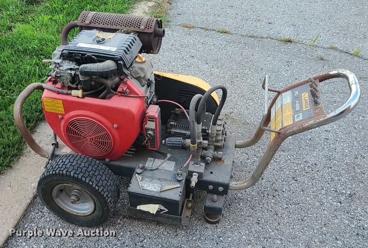 image for item MG9568 Landa PG4-4000  pressure washer