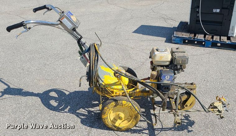 image for item MG9573 Graco Line Lazer 3400  line striper