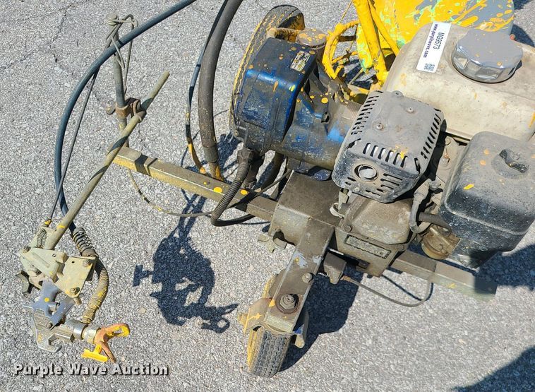 image for item MG9573 Graco Line Lazer 3400  line striper