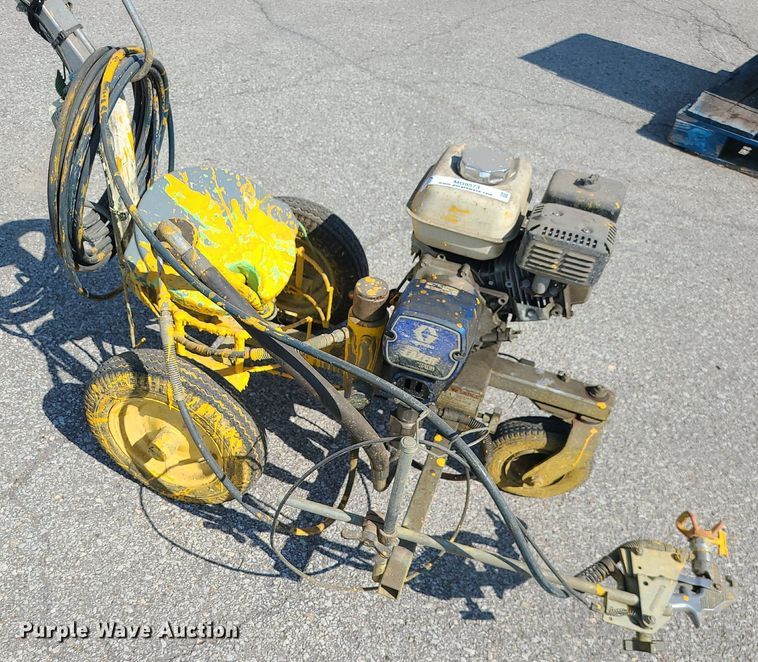 image for item MG9573 Graco Line Lazer 3400  line striper