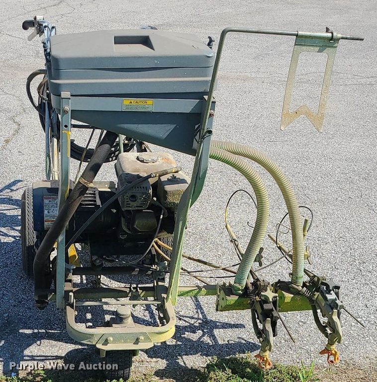 image for item MG9577 Graco Line Lazer 5900  line striper