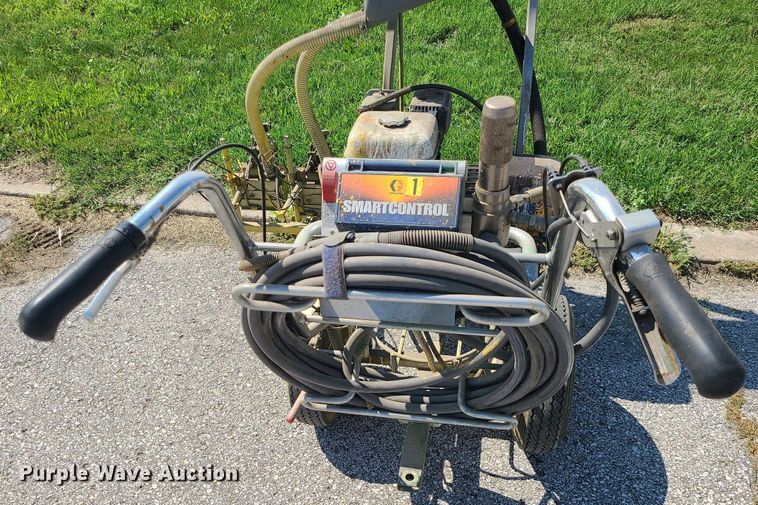 image for item MG9577 Graco Line Lazer 5900  line striper