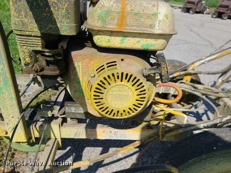 image for item MG9577 Graco Line Lazer 5900  line striper