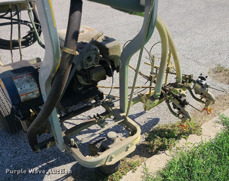 image for item MG9577 Graco Line Lazer 5900  line striper