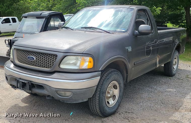 image for item MG9617 2002 Ford F150  pickup truck