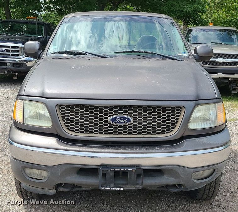 image for item MG9617 2002 Ford F150  pickup truck
