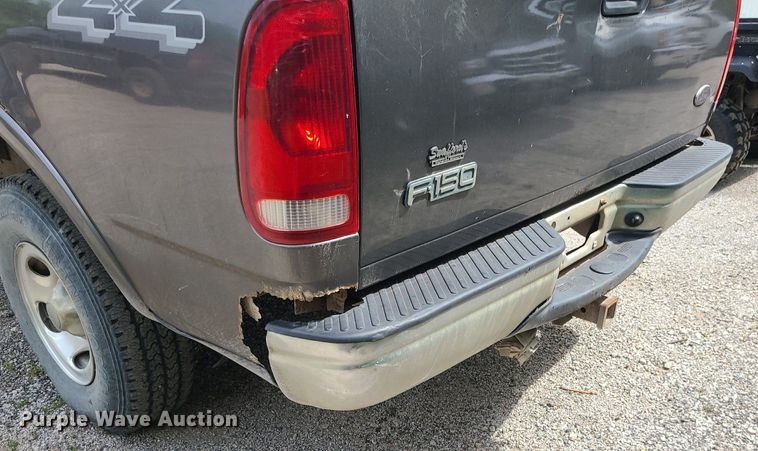 image for item MG9617 2002 Ford F150  pickup truck