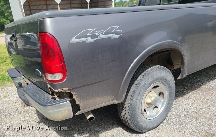 image for item MG9617 2002 Ford F150  pickup truck