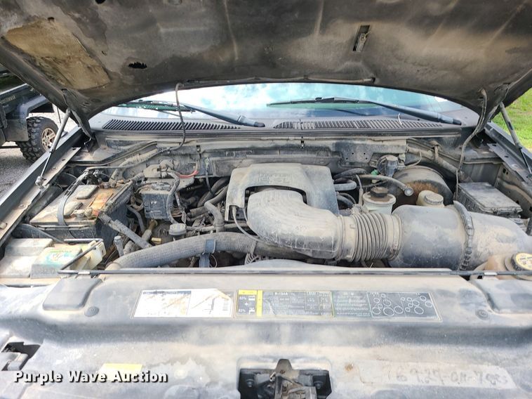 image for item MG9617 2002 Ford F150  pickup truck