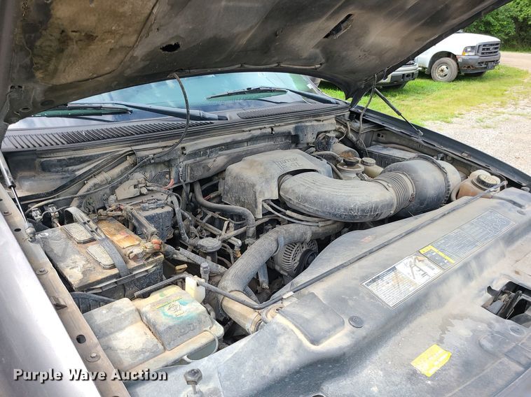 image for item MG9617 2002 Ford F150  pickup truck