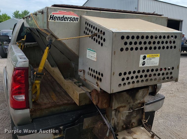 image for item MG9619 2003 Chevrolet Silverado 2500HD  Ext. Cab pickup truck