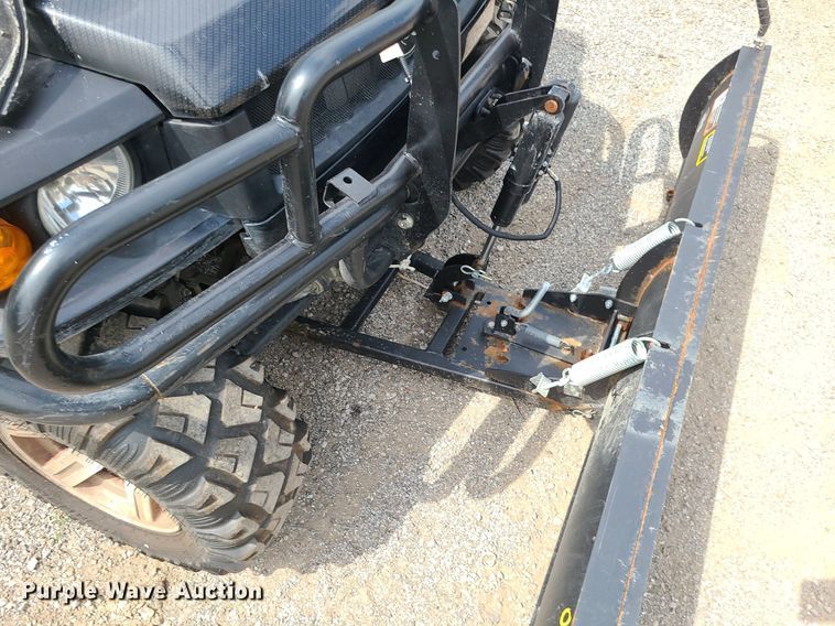 image for item MG9623 2009 John Deere Gator  utility vehicle