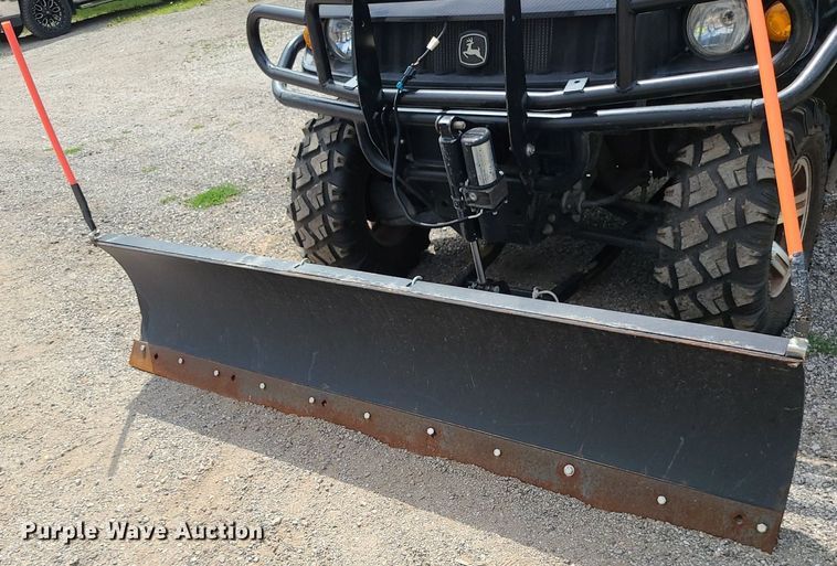 image for item MG9623 2009 John Deere Gator  utility vehicle