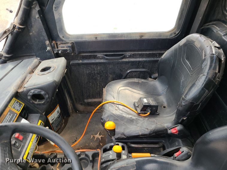 image for item MG9623 2009 John Deere Gator  utility vehicle