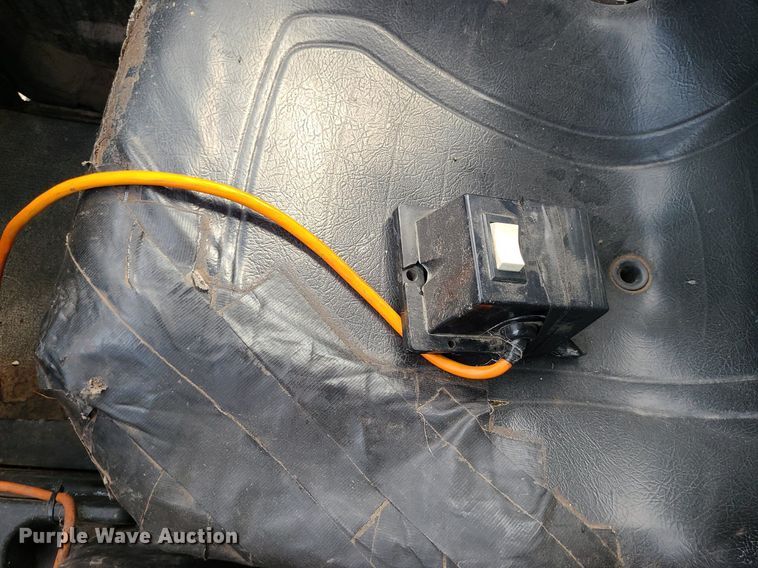 image for item MG9623 2009 John Deere Gator  utility vehicle