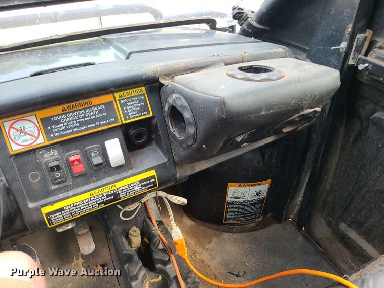 image for item MG9623 2009 John Deere Gator  utility vehicle