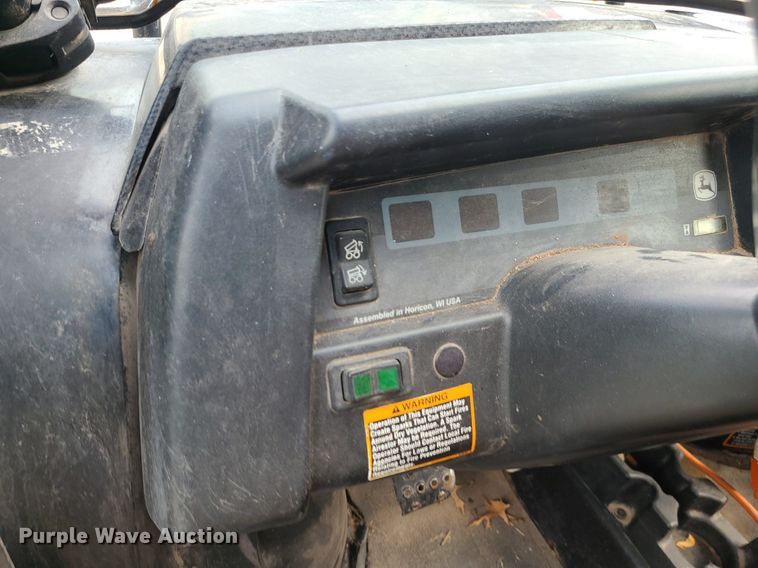 image for item MG9623 2009 John Deere Gator  utility vehicle