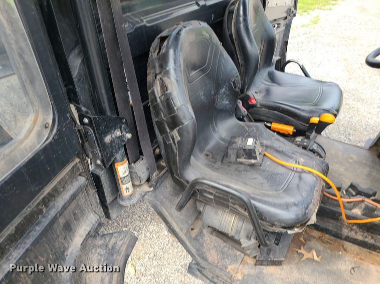 image for item MG9623 2009 John Deere Gator  utility vehicle